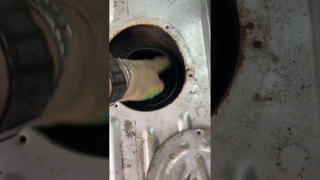 Как снять Чашку Опель Омега Универсал смотреть онлайн