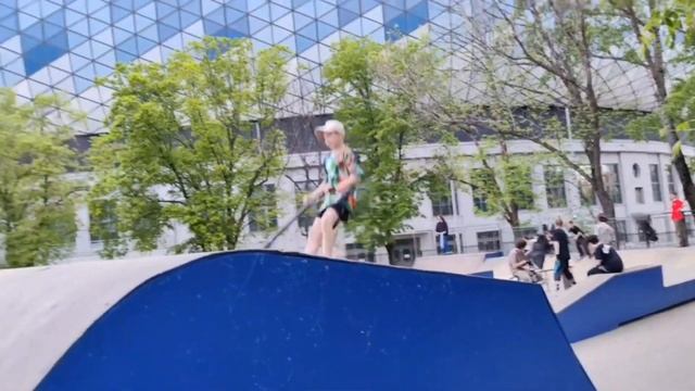 FUR@ДЕЛАЮ ТРЮКИ НА ВТБ АРЕНЕ. смотреть онлайн