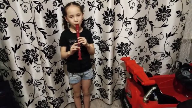 Маленький барабанщик, исполняет Филиса Кайржановна! смотреть онлайн