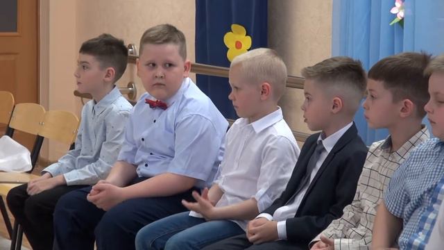 ВЫПУСКНОЙ ФАНТАЗЕРЫ смотреть онлайн