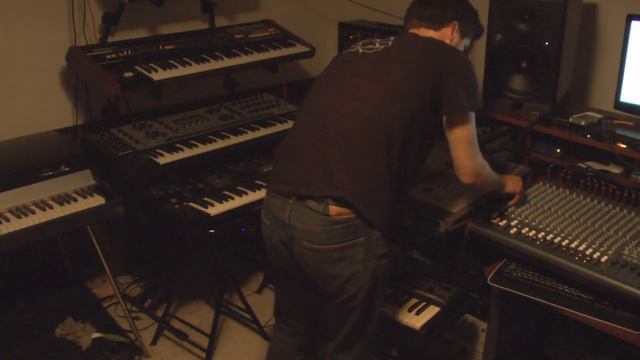 Akai MPC 60 French House смотреть онлайн