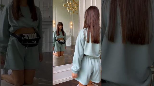 Шорты и свитшот в мятном цвете. смотреть онлайн