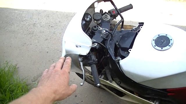 zxr 400 боковинки на крыло. смотреть онлайн