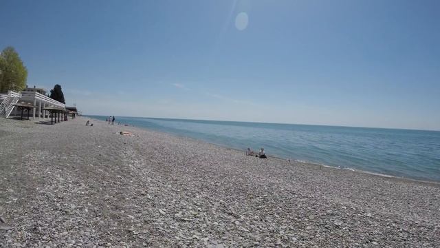 Пляж Лазаревское. Меня чуть "не сняли" красивые девушки! смотреть онлайн