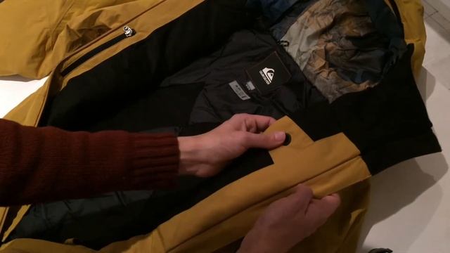 Распаковка посылки из интернет магазина Quiksilver и краткий обзор моей новой одежды для сноуборда