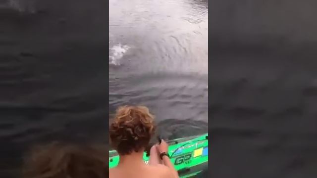 ВОДНЫЙ СКЕЙТ. ЛЕТАТЬ БЕЗ ЛОДКИ! ГДЕ ЭТО МОЖНО КУПИТЬ??? смотреть онлайн