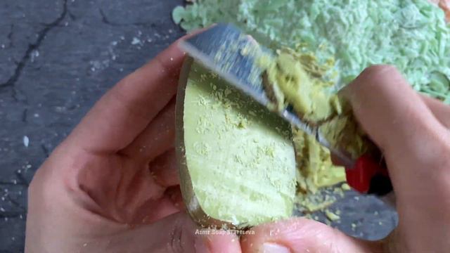 Cutting gold dyed dry soap | резка крашенного мыла | Carving painted dry soap смотреть онлайн