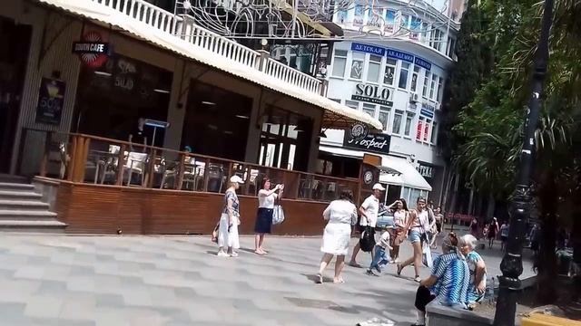 Крым.Ялта.СТОИТ ИЛИ НЕТ КУШАТЬ В ТАКИХ МЕСТАХ.Ялтинская столовая. смотреть онлайн