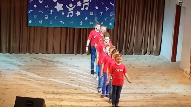 Выступление Академии детского мюзикла. Дом музыки. Калуга смотреть онлайн