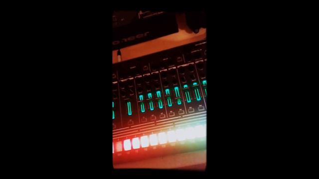 EVOLUCIJA ZVUKA/Test1, Waldorf Blofeld Keyboard, ‪Roland TR-8‬ смотреть онлайн