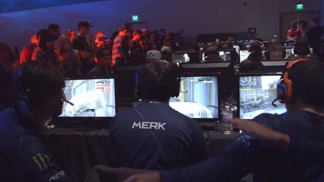 2014 Call of Duty Championship - Team Profile: Team EnVyUs смотреть онлайн