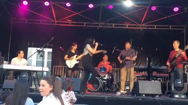 RED FISH 2019 / JESSY J - Domino смотреть онлайн