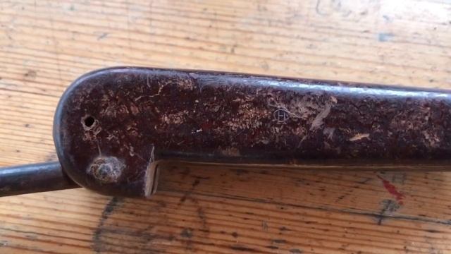 Советский флотский (матросский / шлюпочный) нож с бакелитовой ручкой (1960-е гг, г.Ворсма, СССР) смотреть онлайн