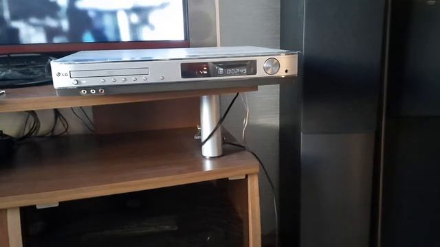 Ресивер CD/DVD LG 6745 смотреть онлайн