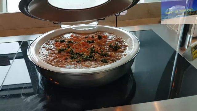 MARHABA LOUNGE Dubai Intl Airport. Бизнес-зал аэропорта Дубай. Priority Pass смотреть онлайн