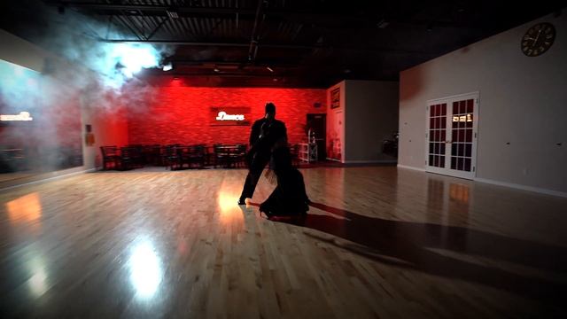 Troels Bager and Ina Jeliazkova - Paso Doble | 375 Dance Studio смотреть онлайн