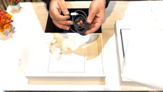 Mega Unboxing #02 #dailyvlog #duckybhai #technology #explore #dubai #vlog #macbook #iphone #apple смотреть онлайн