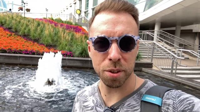 SEE WHAT HAPPENS WHEN I EXPLORE NIAGARA FALLS, CANADA! RAINFOREST CAFFE. смотреть онлайн