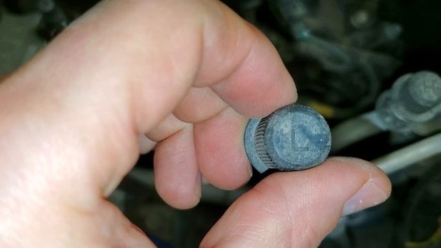 2016, 2017, 2018, 2019 & 2020 Kia Sorento A/C Low Pressure Valve Location - Re-Charge Freon Coolant смотреть онлайн