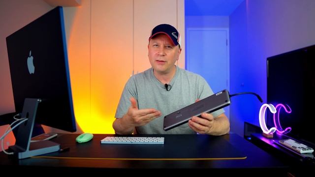 Best MacBook Accessories - MacBook Dock and Stand by Satechi with M.2 SSD Slot смотреть онлайн