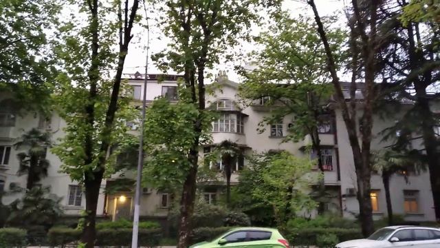 30.04.2022. Сочи. Улица Гагарина и Цветной бульвар/ Sochi. Gagarin Street and Tsvetnoy Boulevard смотреть онлайн