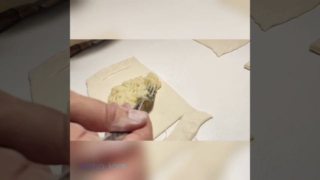 Лодочки из слоенного теста смотреть онлайн