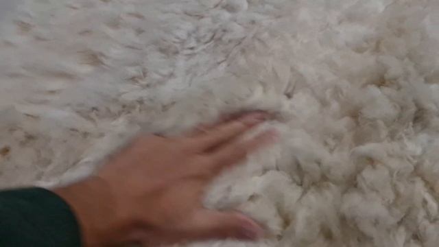 КОВРИК ИЗ ОВЕЧЬИХ ШКУР БЕЛЫЙ МАТОВЫЙ (КОД: 4692) смотреть онлайн