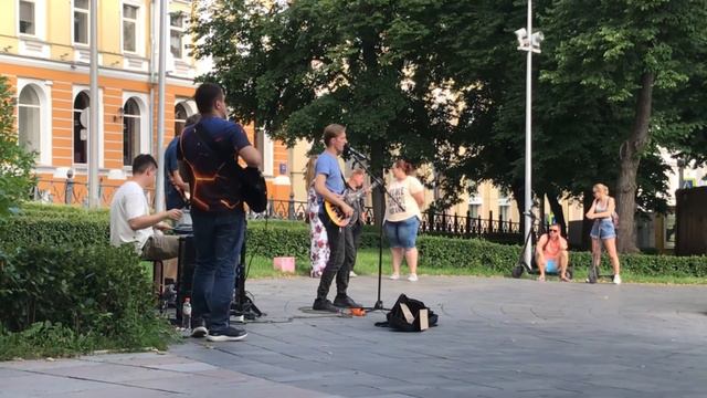 Концерт EggHeads в Ильинском сквере