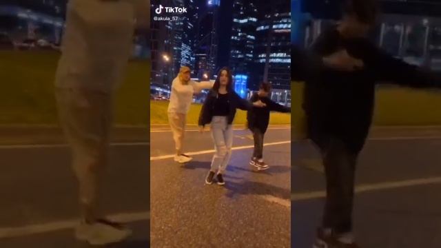 Тренды тик тока чек танцы ??