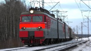 Тройник ВЛ11-218/185 А с грузовым поездом