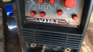 Сварочный инвертор Lincoln Electric V270-TP (Armatron.Ru)