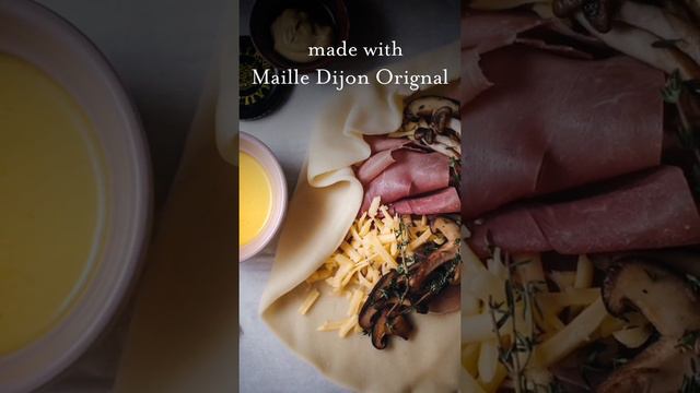 Mushroom Prosciutto & Gouda Galette 😋🍄 смотреть онлайн