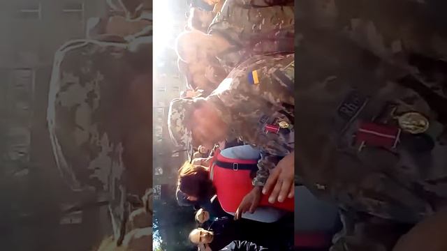 г.Сумы,завод бастует 5месяцев зарплату не дают,а генеральный на отдыхе в Испании,супер смотреть онлайн