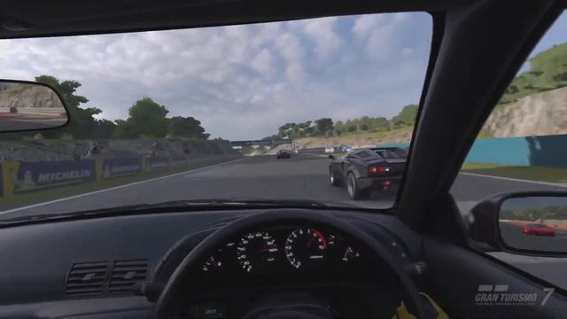 GT7: Nissan Skyline R32 GT-R NISMO 1990 / Dragon Trail (VR Race Showcase) смотреть онлайн
