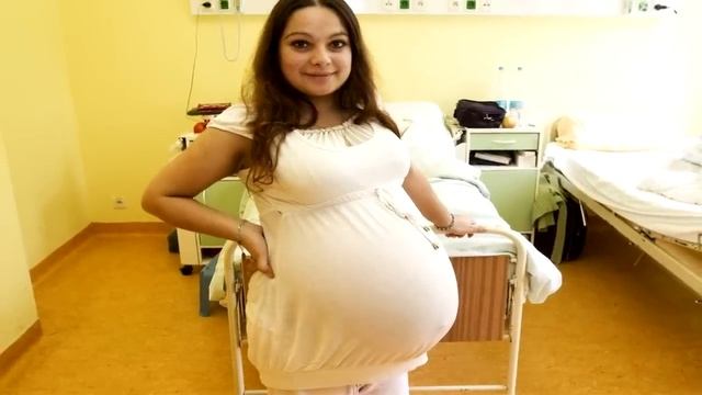 23-ЛЕТНЯЯ мама РОДИЛА деток, которые рождаются РАЗ в 480 лет... Казахстан. Qazaqstan смотреть онлайн