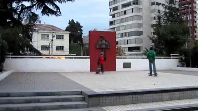 FELIPE DONOSO SKATE INVIERNO смотреть онлайн