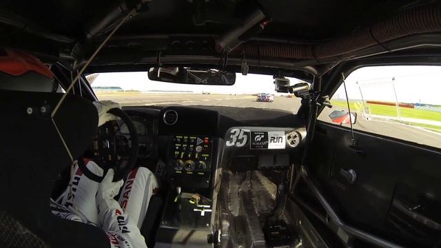 NISSAN GT-R NISMO GT3 - ONBOARD PRACTICE LAP AT SILVERSTONE смотреть онлайн