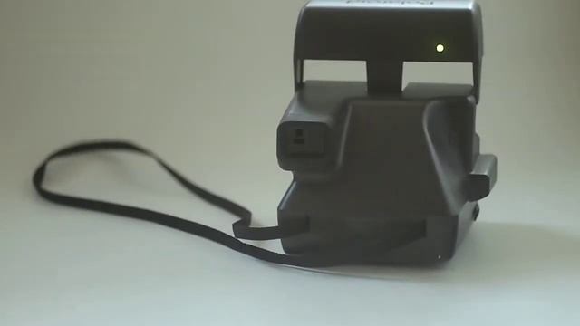 Polaroid OneStep Closeup Camera смотреть онлайн