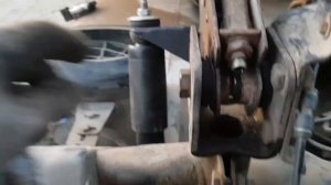 Установка амортизаторов кабины Ман F2000...