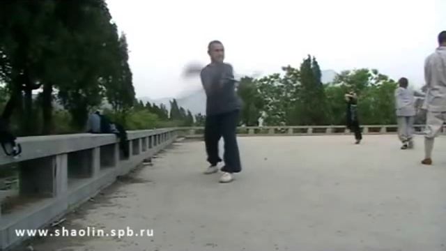 Кунфу. Алебарда, отработка техники смотреть онлайн