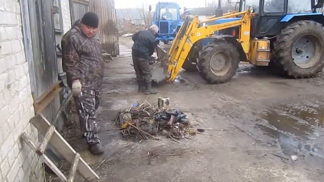 МТЗ 82П УБОРКА МУСОРА смотреть онлайн