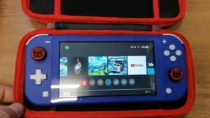 Нинтендо свич лайт 128гб с играми, вылечена от жадности.