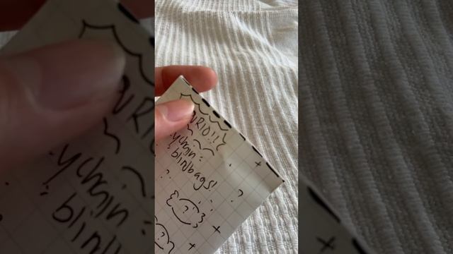 opening a SANRIO keychain blind bag!! ?? #acrylickeychain #blindbag #sanrio #cinnamoroll #cute смотреть онлайн