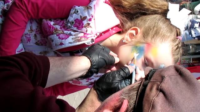 Гомель парк рисунок на лице смотреть онлайн