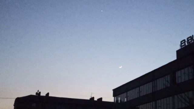 Молодая Луна, Закат, Вечер (Славянск, 23.03.2023) смотреть онлайн