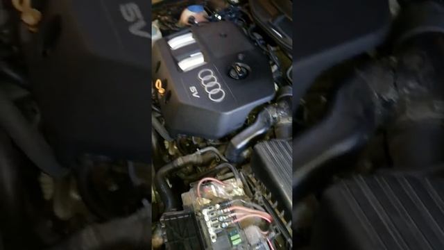 Audi a3 luz do abs acessa e ventilador não liga. смотреть онлайн