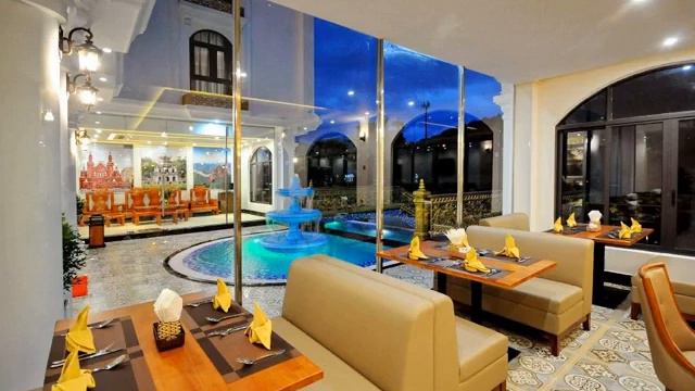 Đánh Giá - Khách Sạn Crown Nguyên Hoàng - Nha Trang