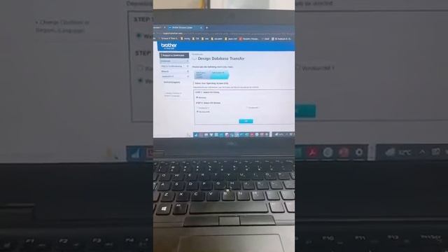Các bước cài đặt đầu tiên với máy thêu Brother nv880e смотреть онлайн