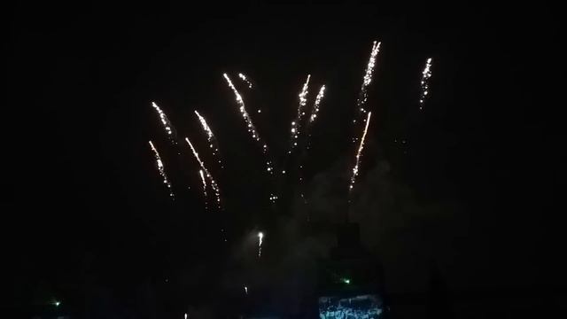 МТЗ 27.12.2016г. лазерное шоу смотреть онлайн
