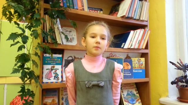 Страна читающая - Ольга Рыбкина читает басню И.А.Крылова "Свинья под дубом" смотреть онлайн